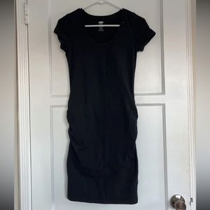 Black long Old Navy dress.